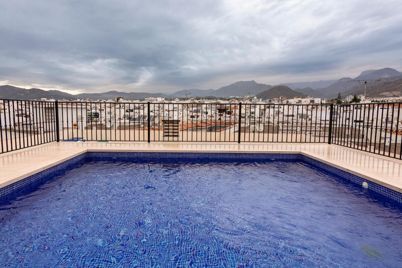 네르하 Carabeo P Milenio 1 Piso 2 1 Sea View 아파트 외부 사진